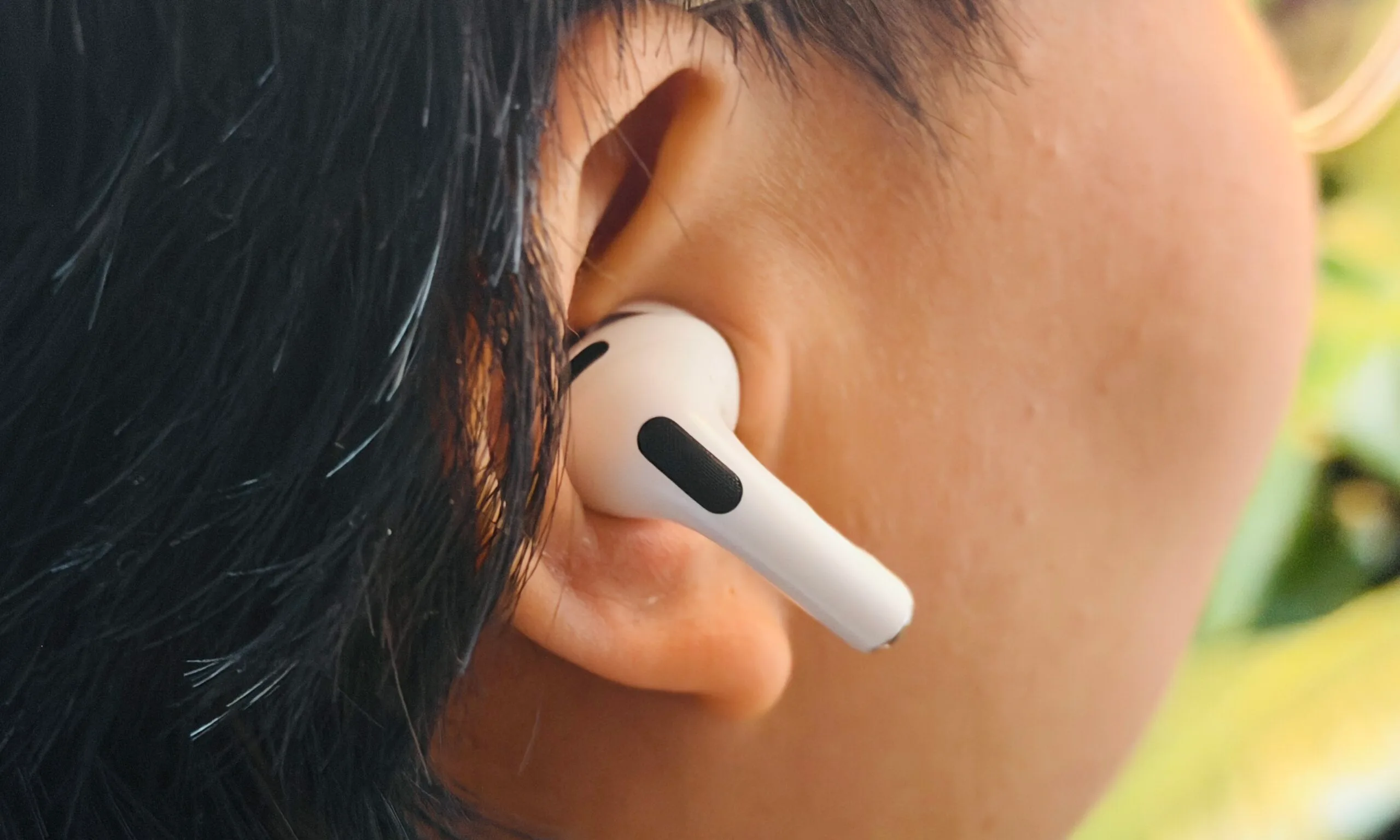AirPods Pro 3 After 8 Months: Premium Perks or Overpriced Hype?