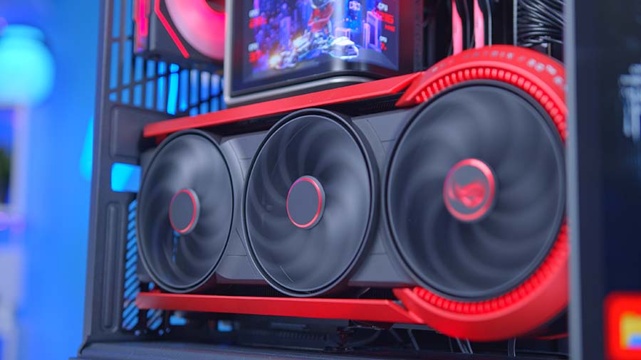 Premium RTX 5090 Showdown: ASUS ROG Matrix vs Gigabyte Aorus Infinity