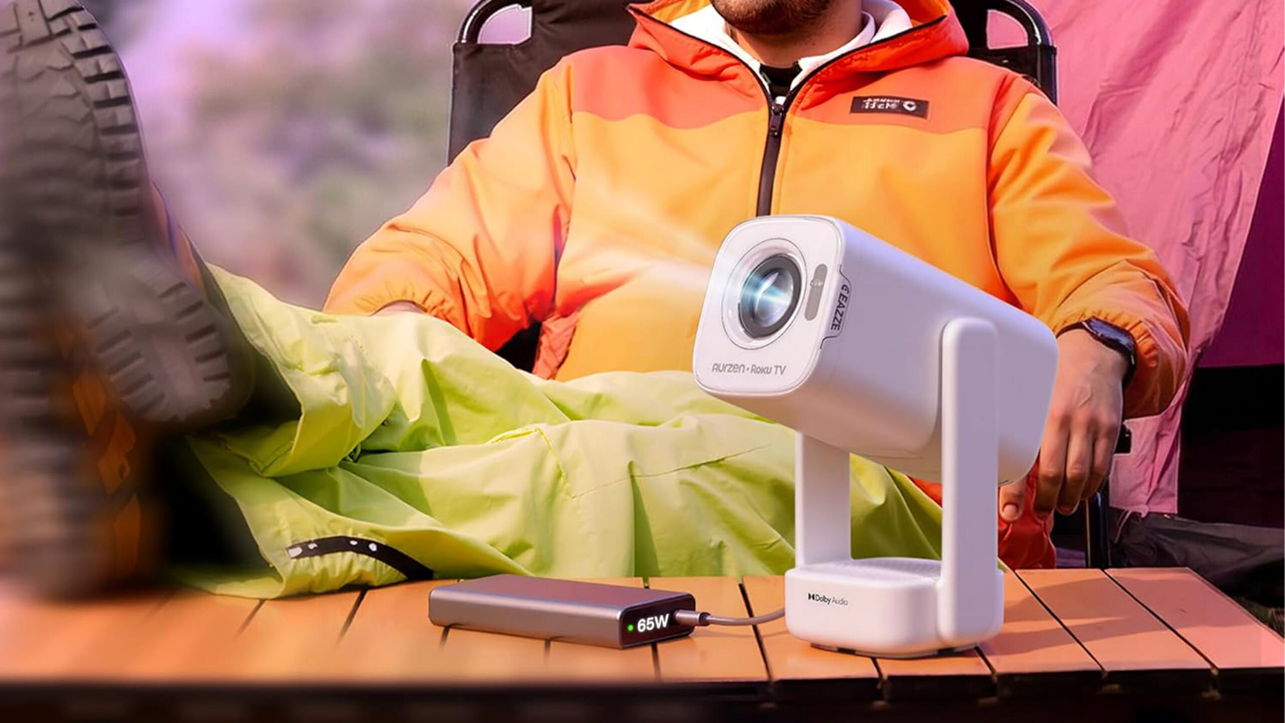 Roku TV Comes to Portable Projectors: Inside the New EAZZE D1R