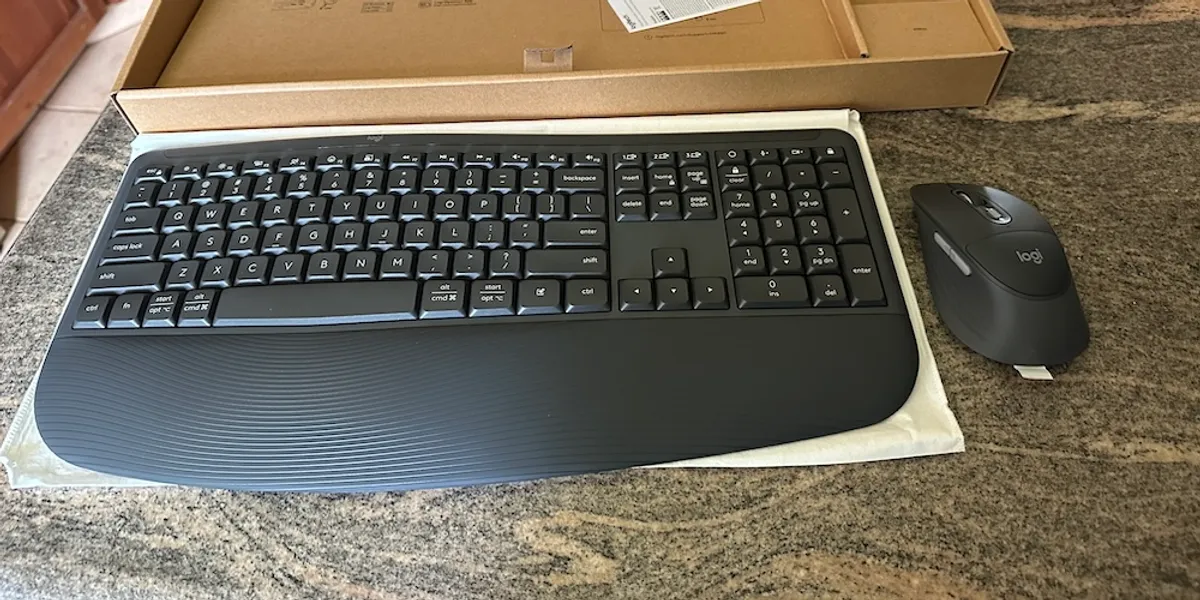 Logitech Signature Comfort Plus Combo for All‑Day Work