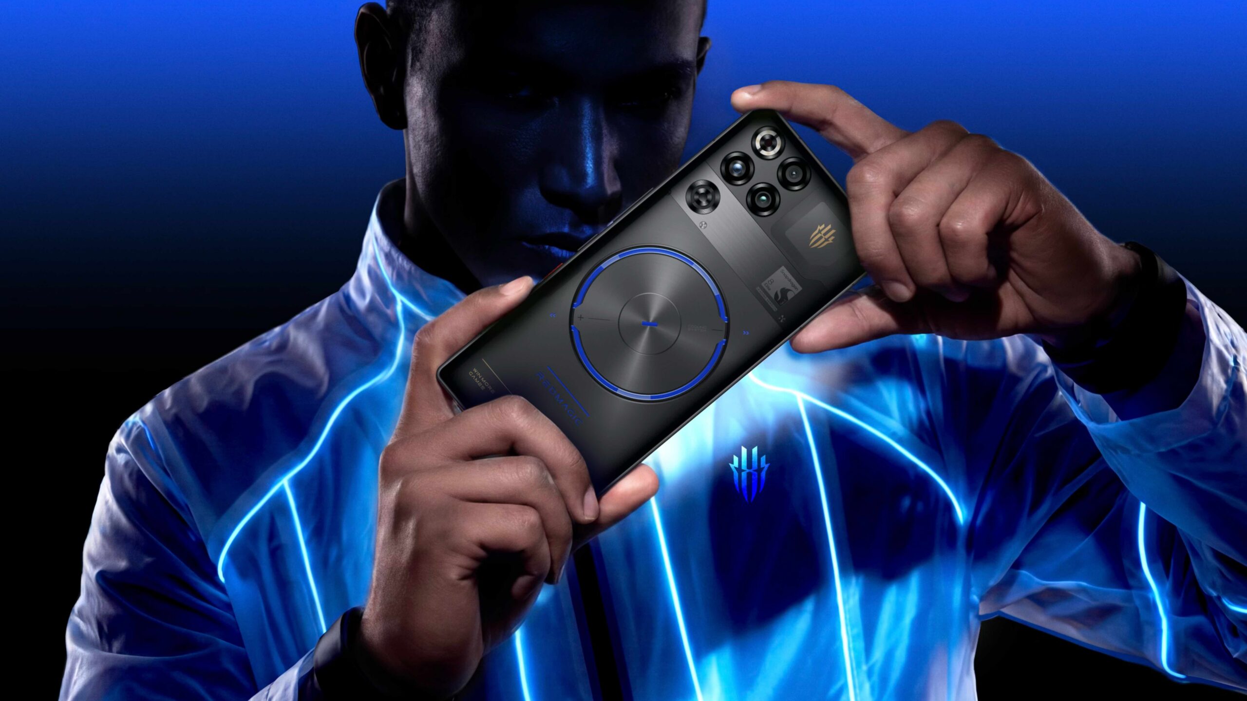 How Effective Is Liquid Cooling in a Gaming Phone? Stress-Testing the RedMagic 11S Pro