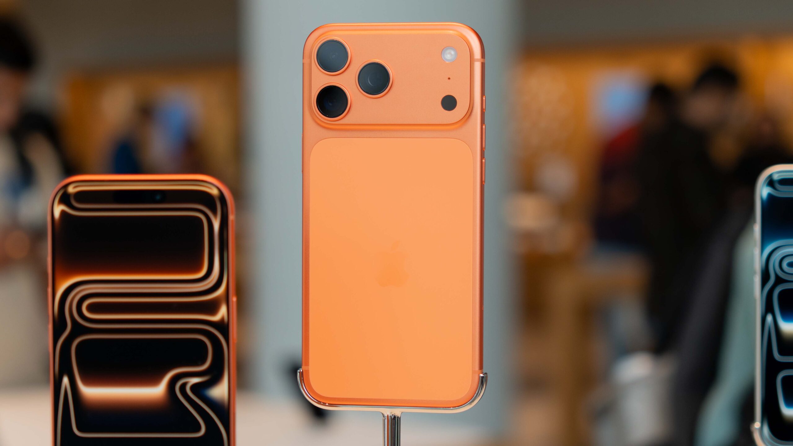How iPhone’s New Theft Detection Will Auto-Lock Stolen Phones