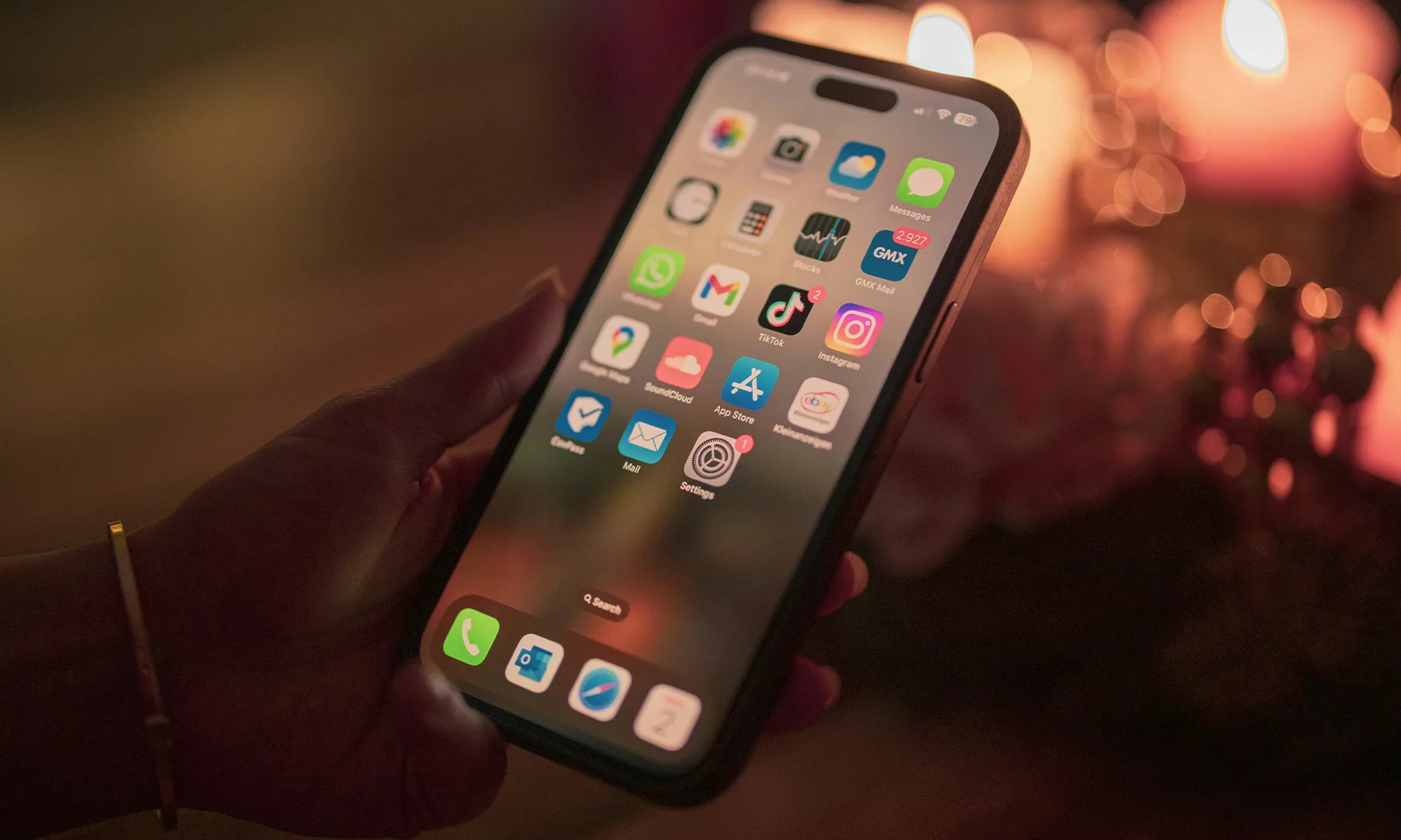 Apple’s New Snatch Detection Aims to Lock Your iPhone the Instant It’s Stolen