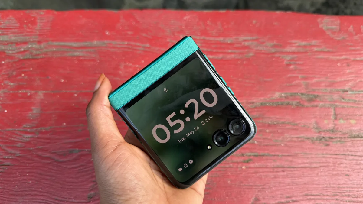 Motorola Razr Plus vs Samsung Galaxy Z Flip 7: Which Compact Foldable Wins
