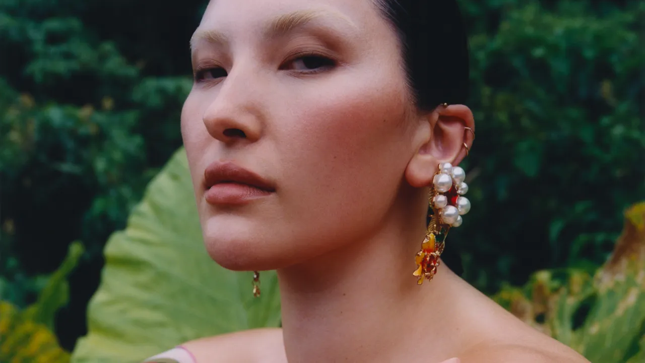 Salmon Sperm and Tremella: Niche Ingredients Powering New Anti-Aging Serums