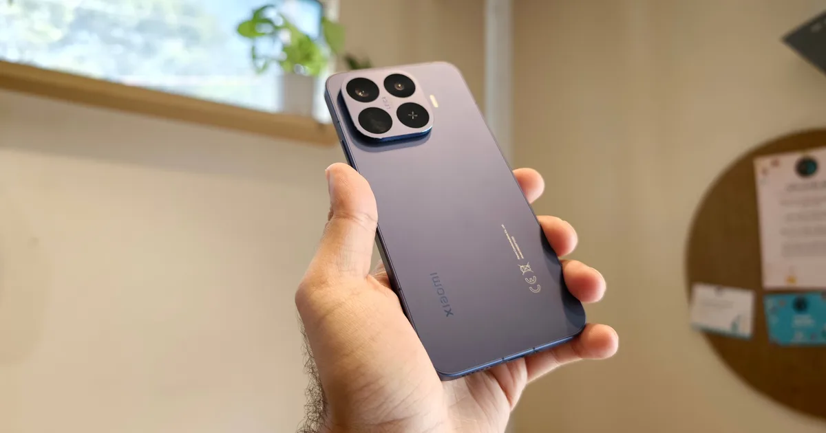 Xiaomi 17T Pro Review: Leica 5x Periscope Zoom Redefines Telephoto on a Phone