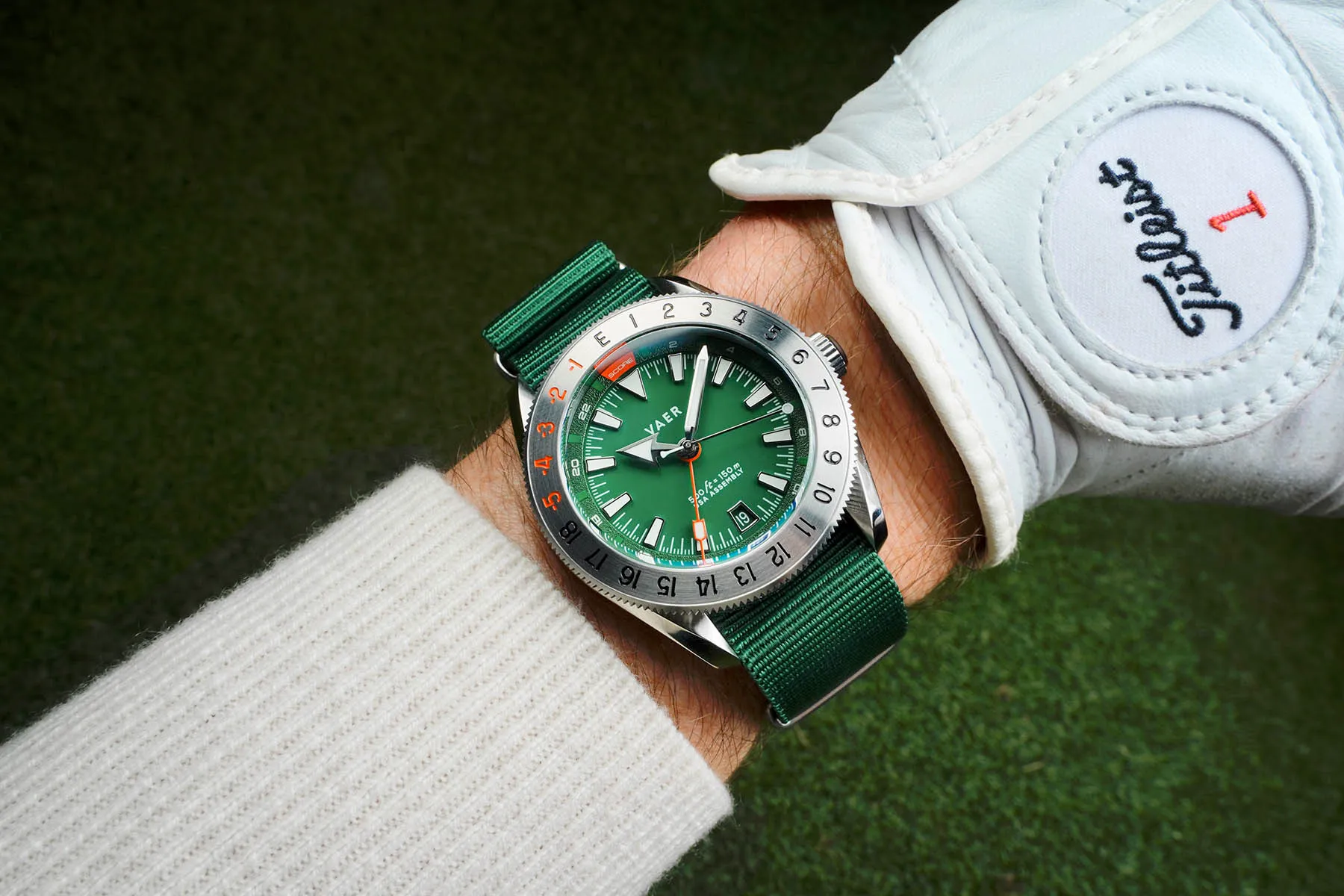 Golf Watch Showdown: Kids’ GPS vs. Analog Disc Golf Trackers