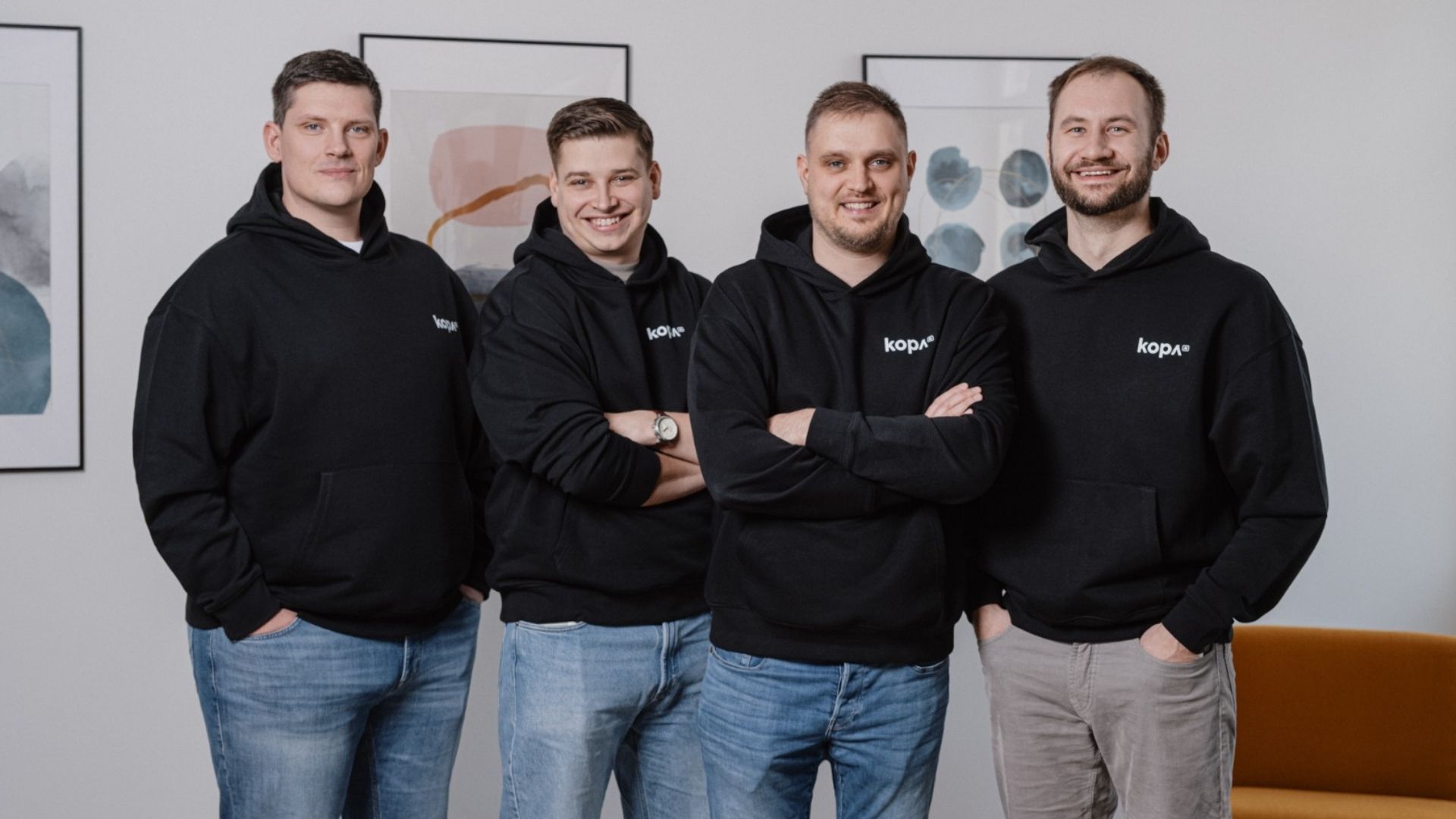 Why Vertical AI Operating Systems for Niche Teams Are Winning Funding