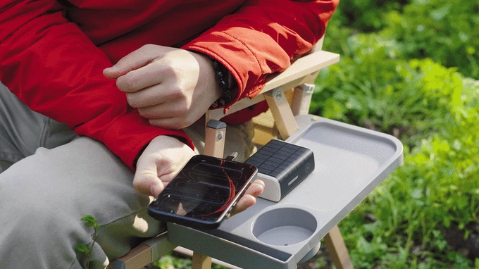 Solar Power Banks Hit 300W: What High-Wattage Portable Charging Delivers