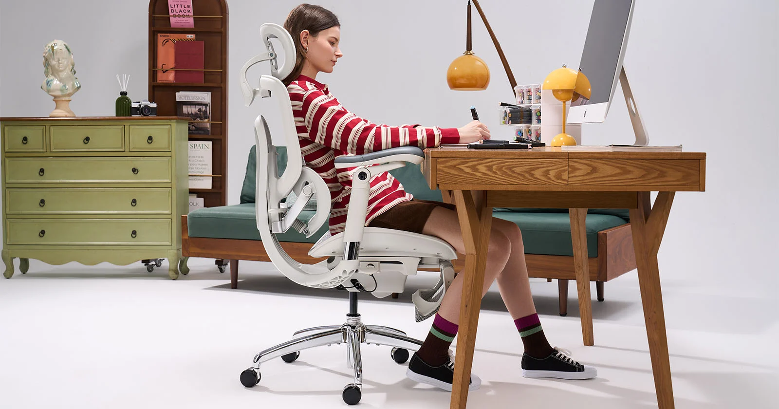Adaptive Ergonomic Chairs Learn Your Body to Cut Fatigue