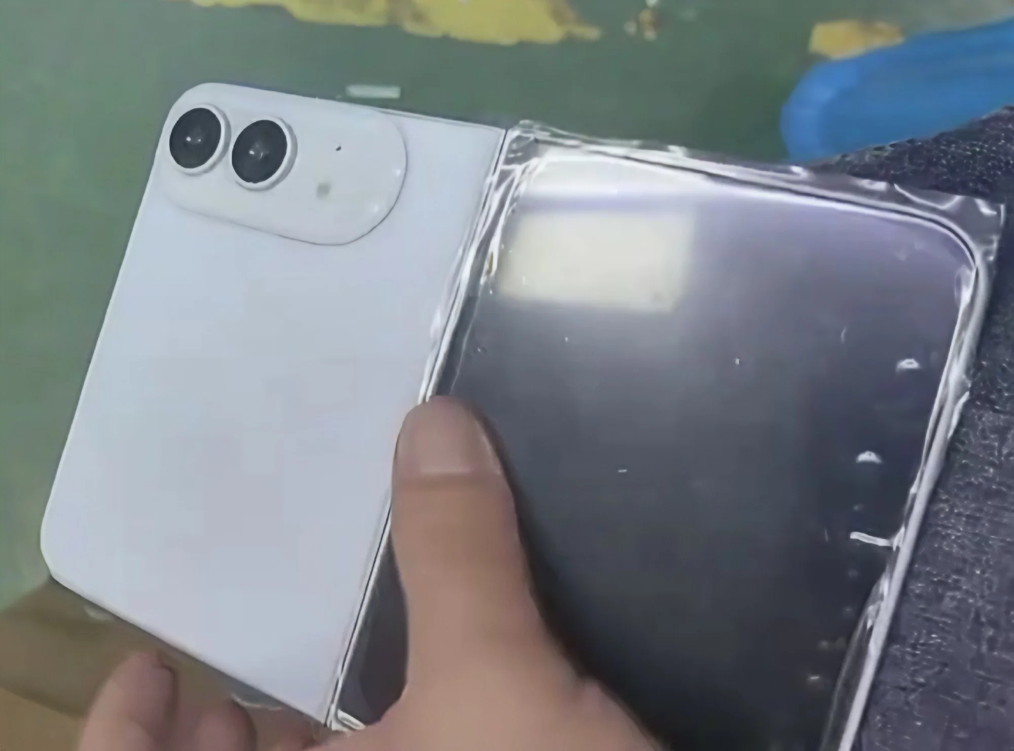 iPhone Fold Dummy Leak Points to White Design and Dual 48MP Cameras