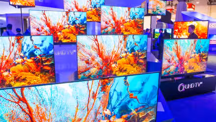 Alienware’s 39-Inch 5K OLED Monitor Tackles Burn-In for Serious Gaming