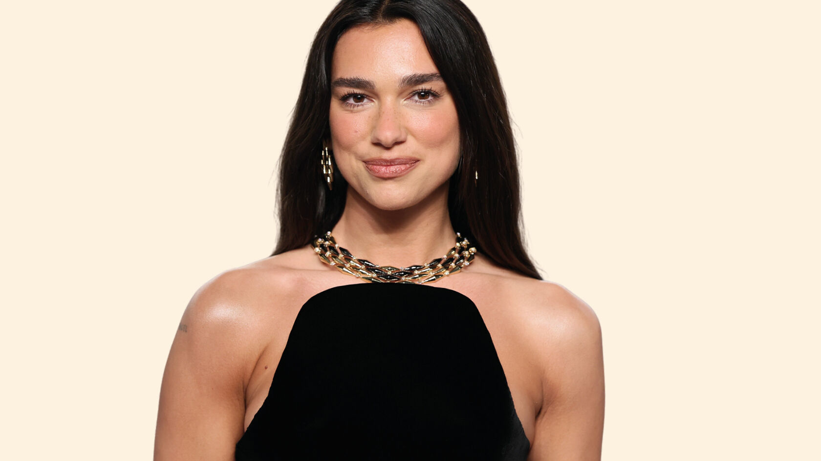Makeup Artists’ Power Tricks To Keep Lip Liner On All Day