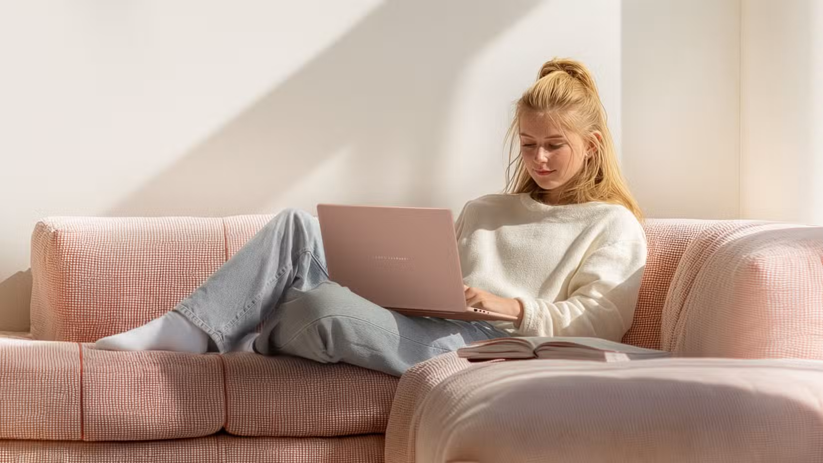 ASUS Zenbook 14 Snapdragon X1 at $799 Pushes Premium Ultrabooks Downmarket