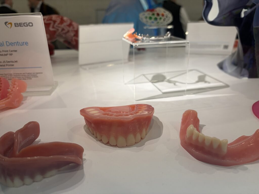 Dental 3D Printing Market Surges as Partnerships Reshape Competition