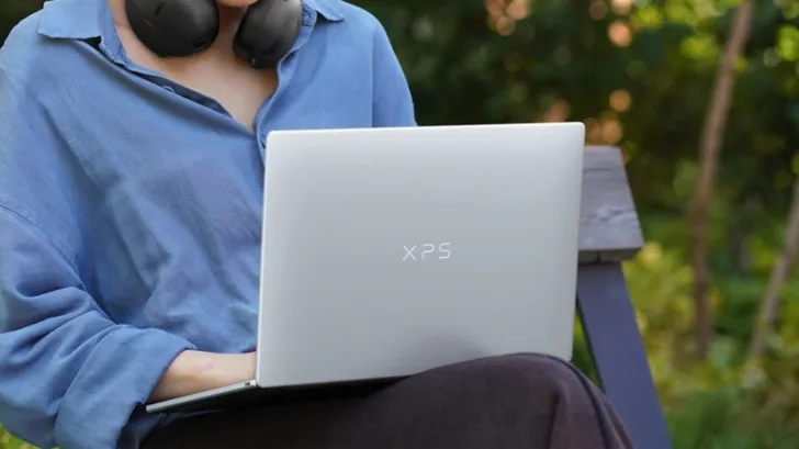 Dell XPS 13 vs MacBook Neo: Which Ultraportable Laptop Delivers Better Value