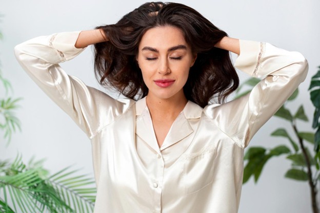 How Molecular Bond Repair Technology Is Transforming Damaged Hair Recovery