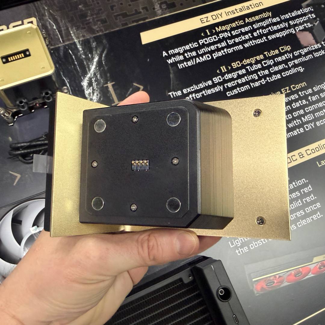 PC Coolers Are Becoming Displays for Live System Monitoring