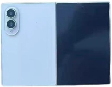 Galaxy Z Fold 8 Ultra Dummy Leak Hints at Bigger, Taller Foldable
