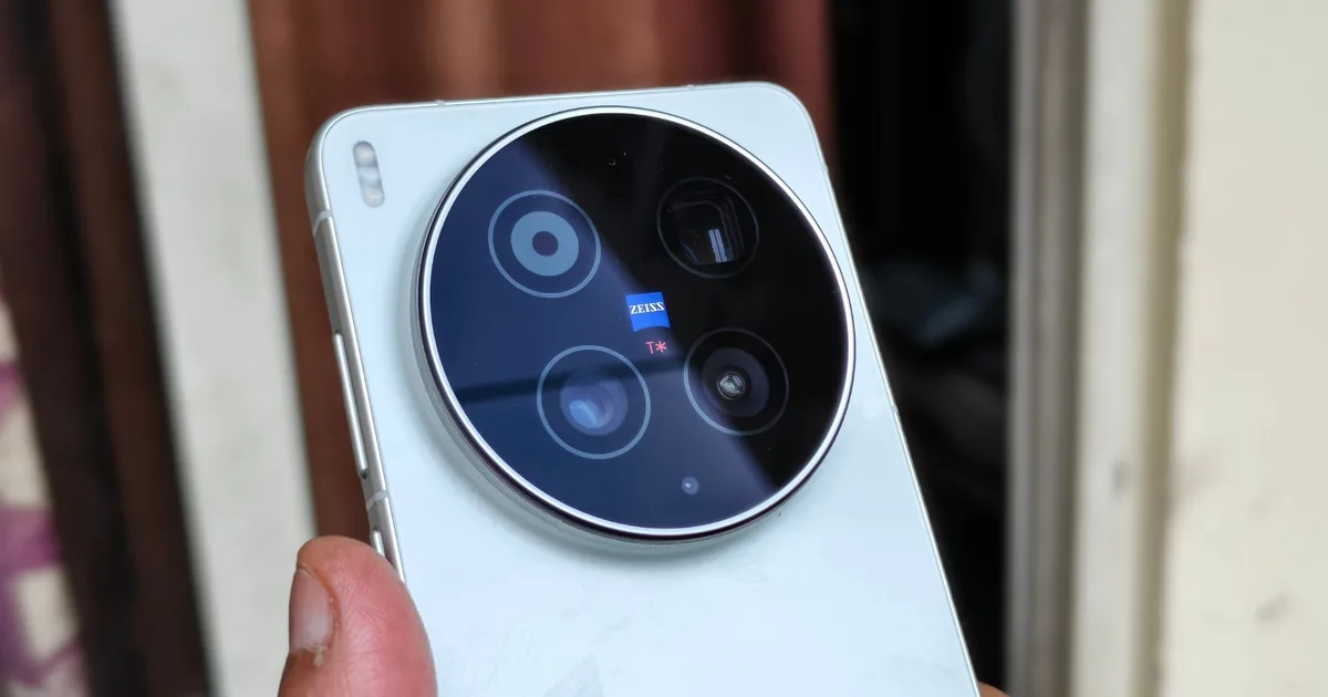 How External Lenses Are Turning Phones into Pro Cameras