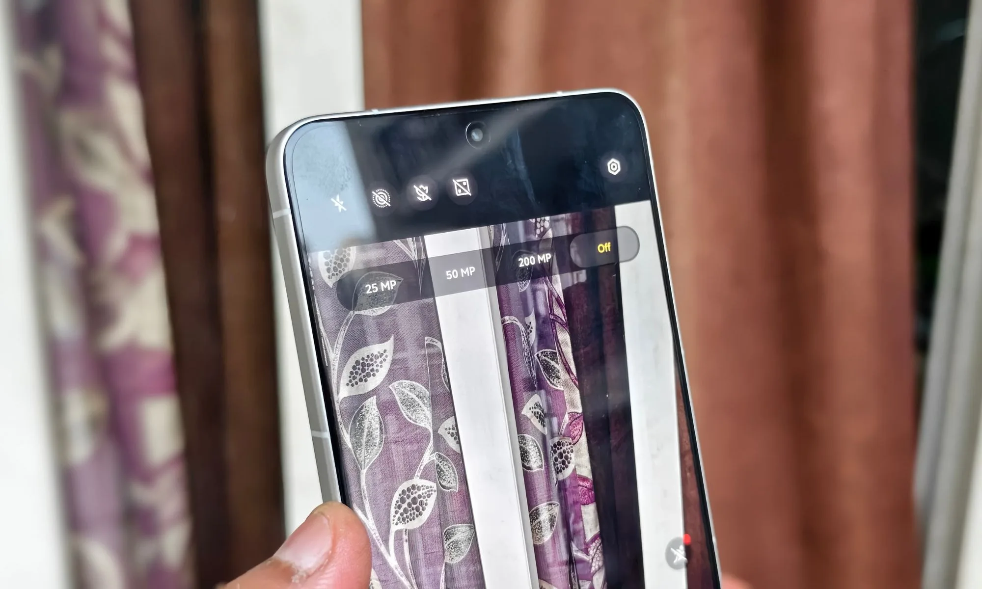 Vivo X300 Ultra’s Creator Kit vs Galaxy S26 Ultra’s All-in-One Camera