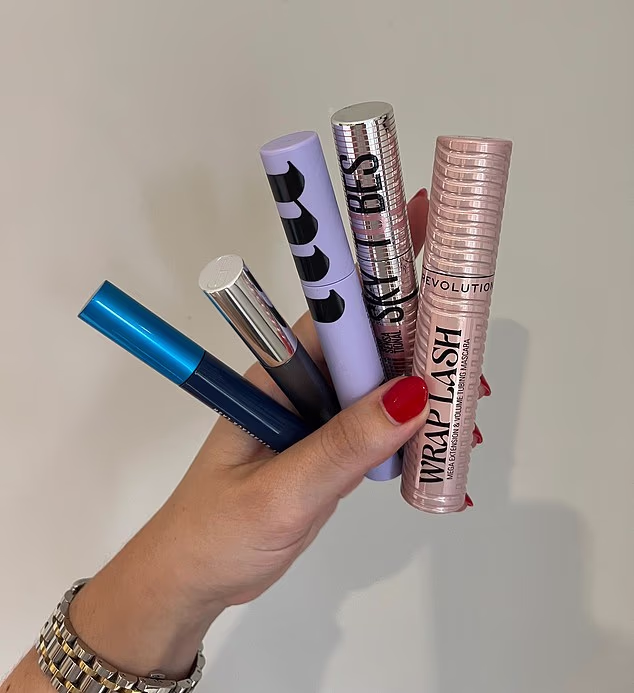 5 Tubing Mascaras That Survive Sweat, Tears, and Workouts