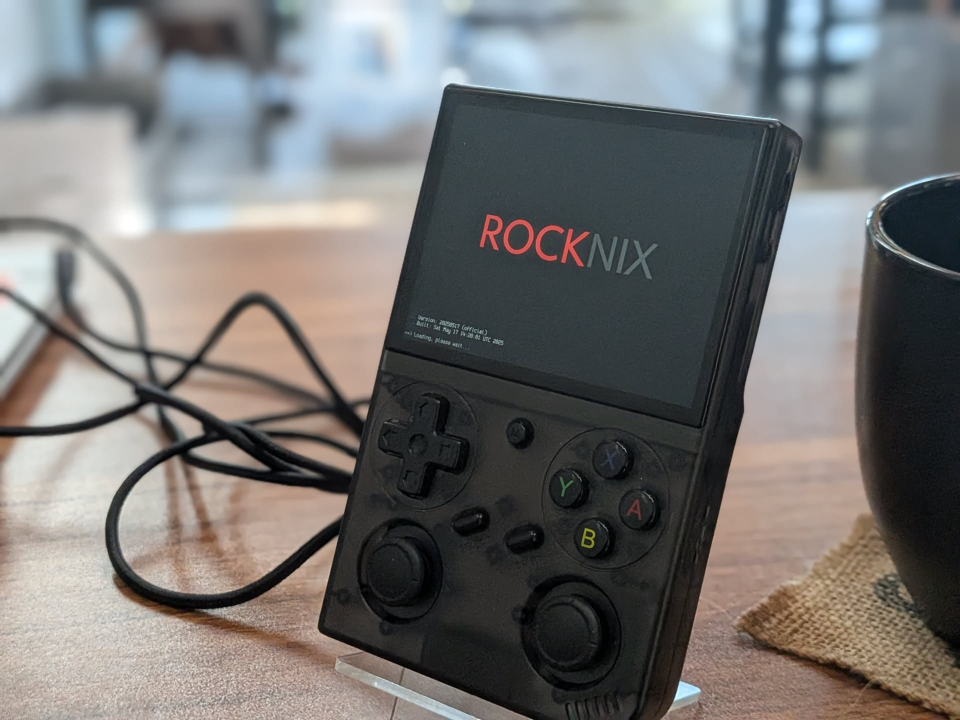 ROCKNIX’s Big Stable Comeback Redefines Handheld Emulation
