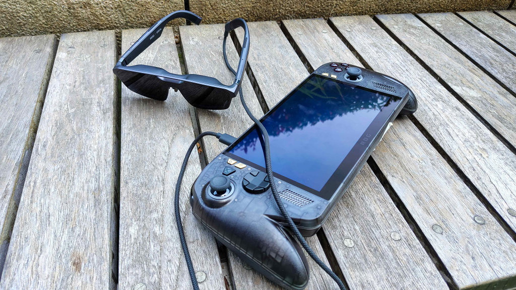 ROG Ally X20 Pairs OLED Handheld Gaming with AR Glasses