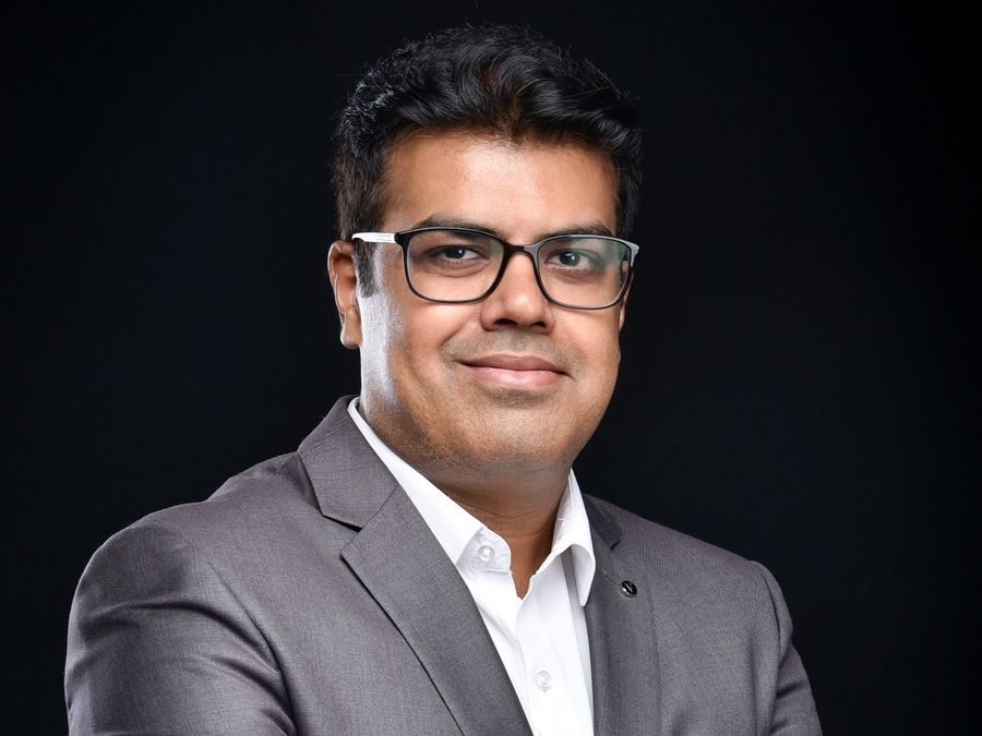 How AI-Powered Predictive Systems Are Reshaping Connected Vehicle Infrastructure