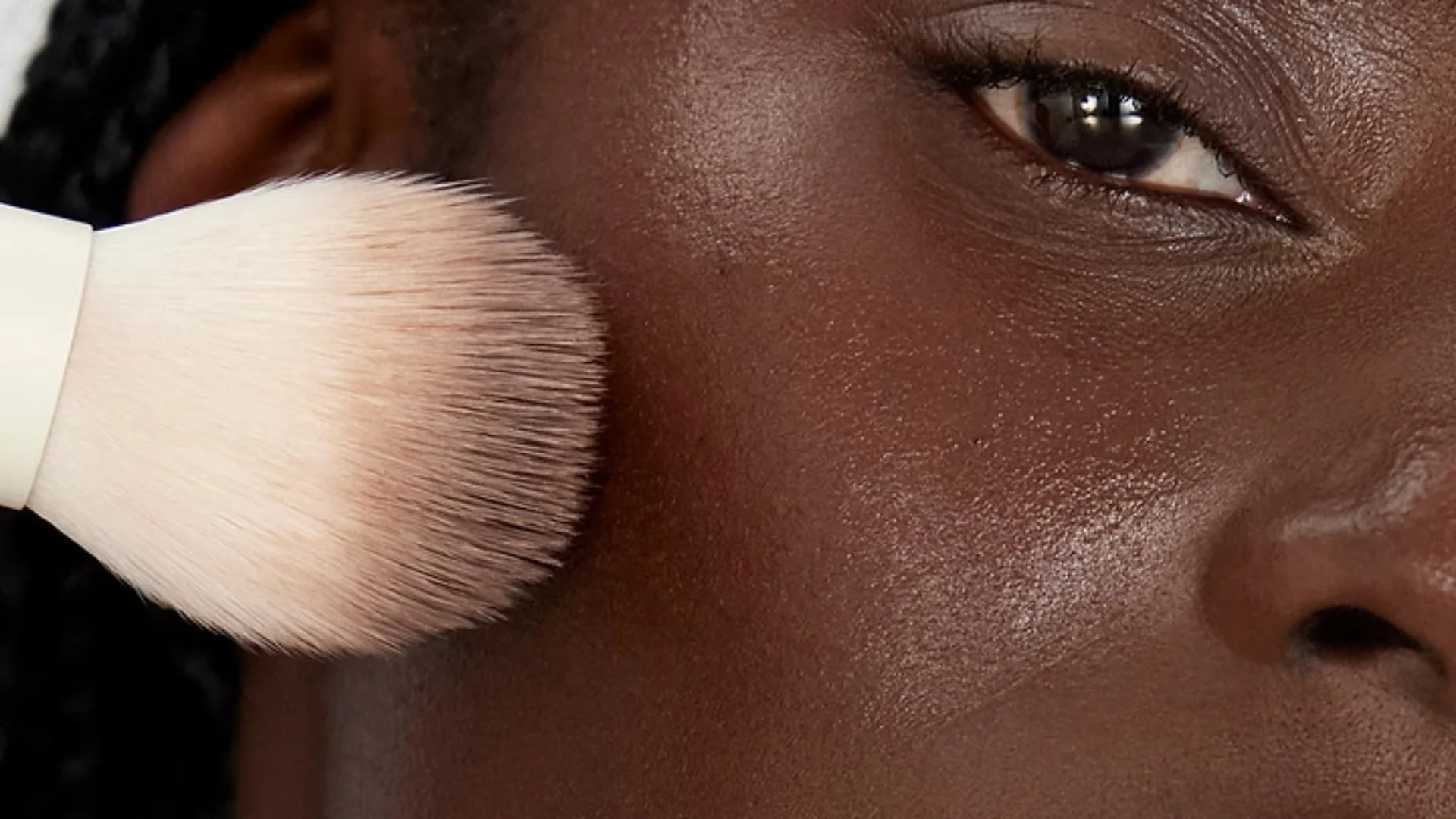 Water Bronzers Are Replacing Traditional Formulas This Summer—Here's Why