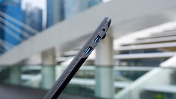18-Inch Laptops Are Finally Practical for Everyday Users