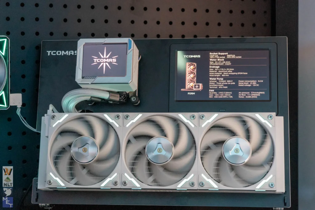 AIO Coolers Are Getting Screens: Performance Meets PC Style
