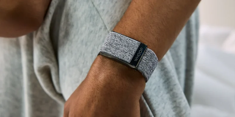 Why World Cup Stars Are Choosing Screenless Whoop Bands