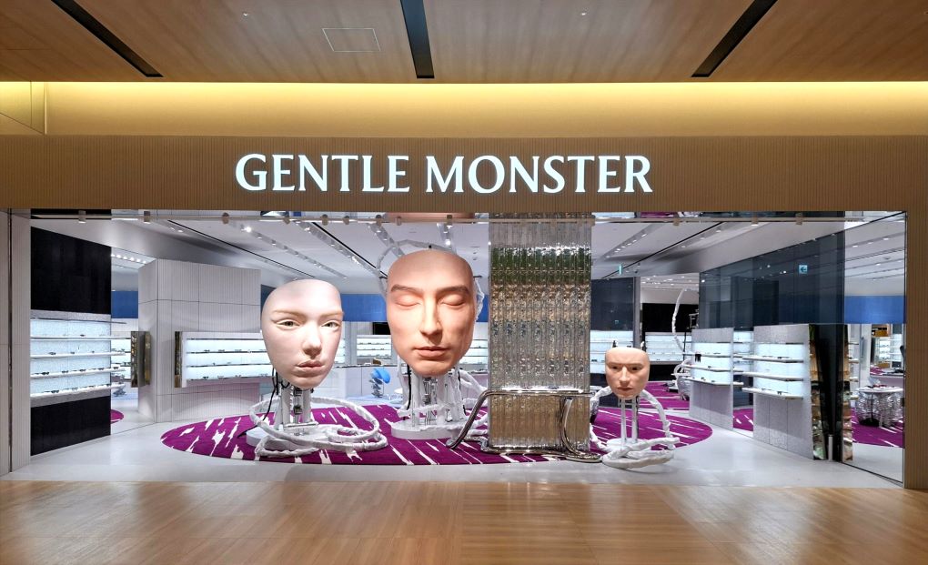 How Luxury Beauty Brands Turn Stores into Immersive Destinations