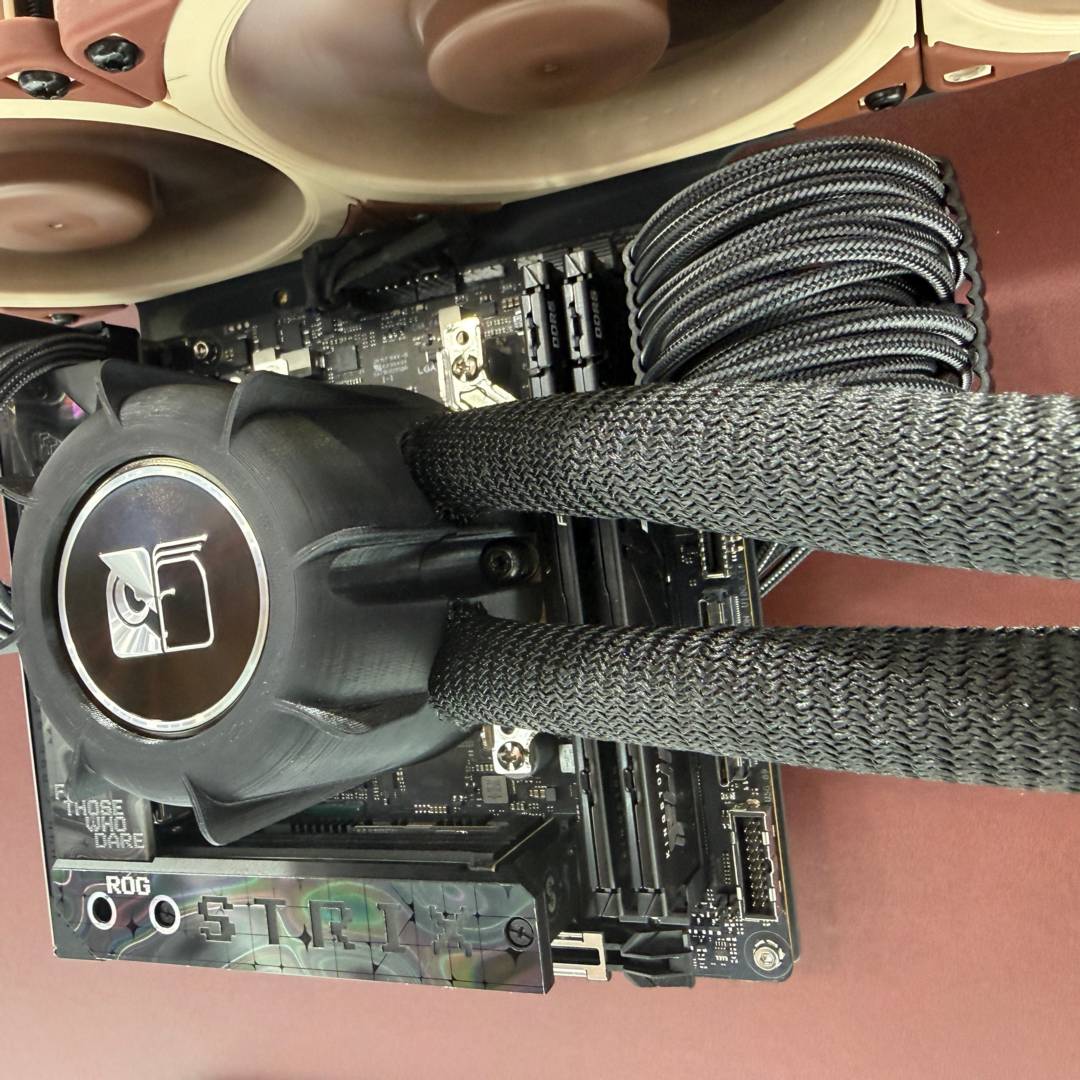 Noctua’s Pump-Free Thermosiphon Cooler Takes Aim at High-End AIOs