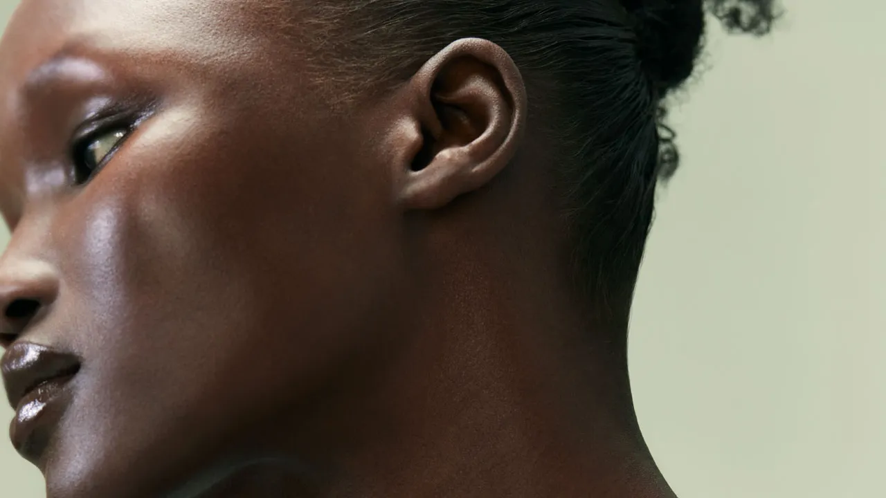 Dermatologists’ Top Moisturizers and Cleansers for Dry, Mature Skin