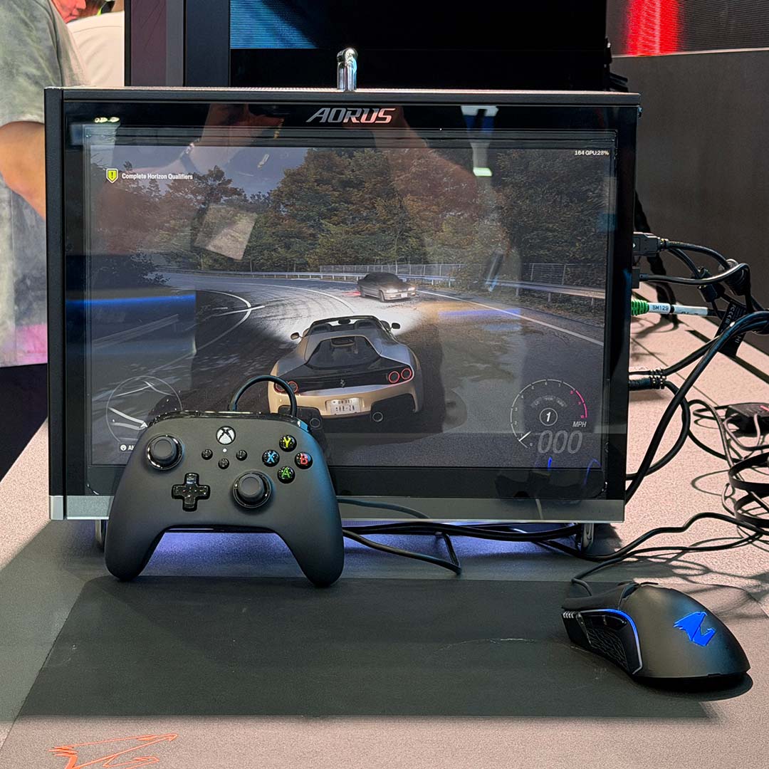 PC Cases With Built-In Screens Are Becoming the New Standard