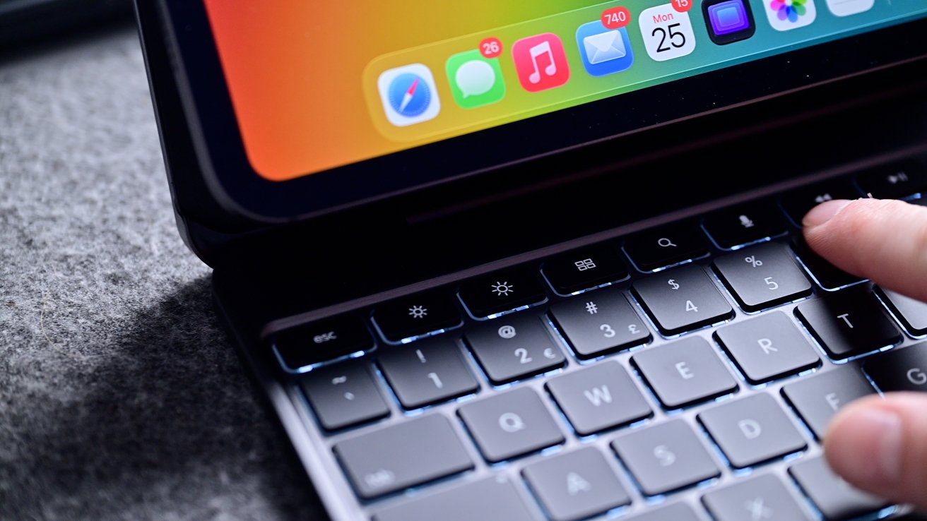Brydge Max 13 vs Magic Keyboard: Which Premium Tablet Keyboard Wins?