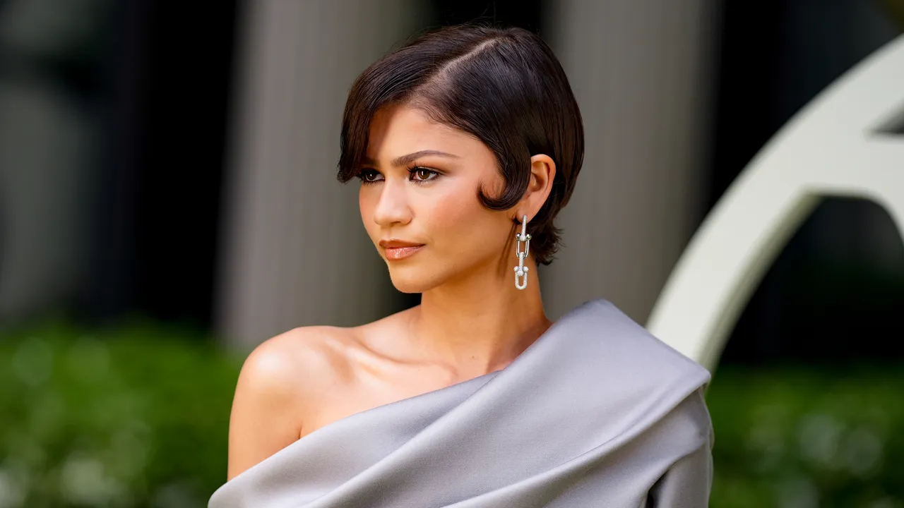 5-Minute Hairstyles That Work for Every Short Haircut