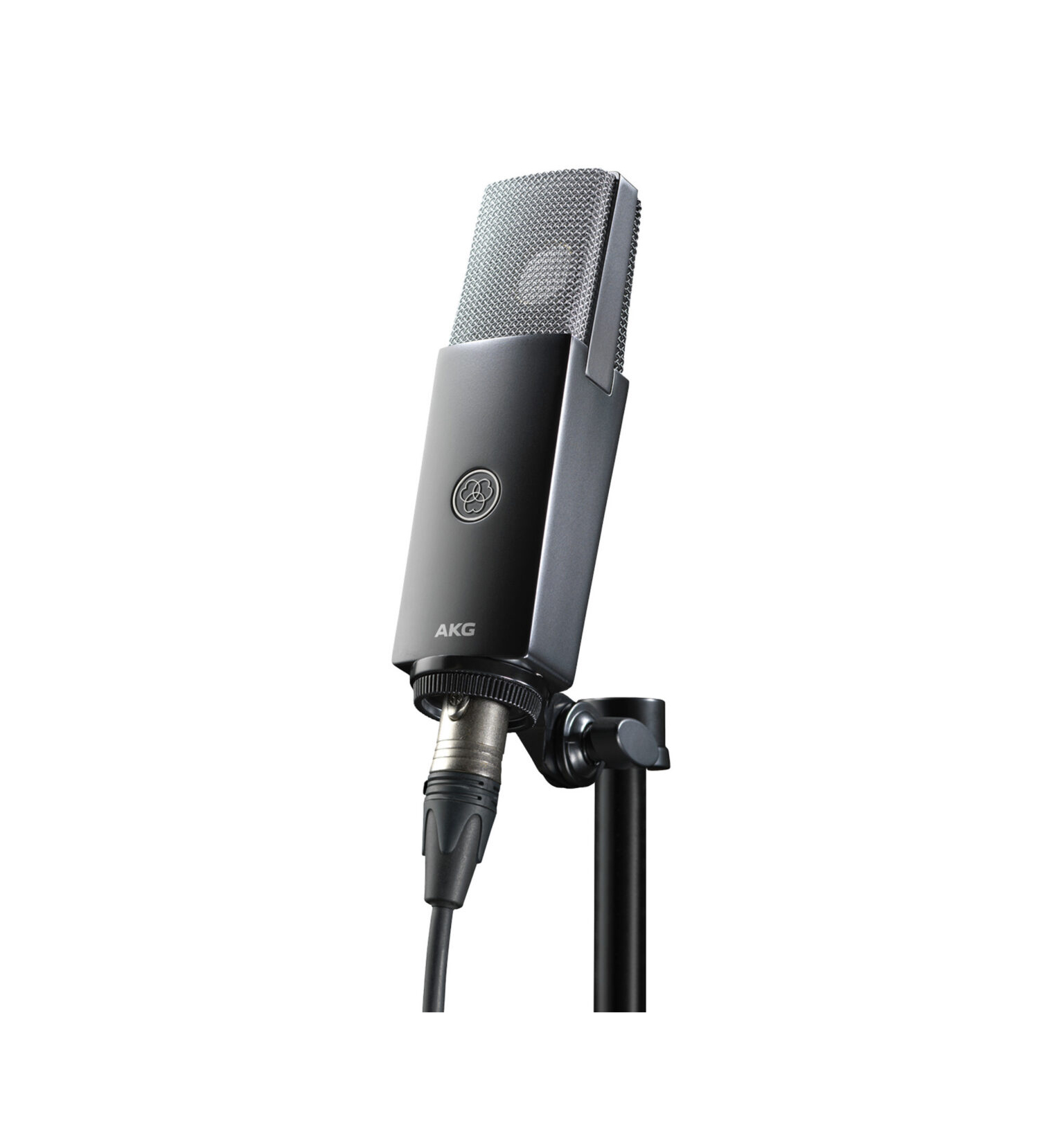 Budget Streaming Microphones Face Off: AKG C104 vs Maono PD200W