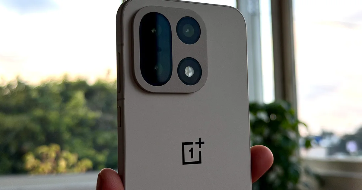 240Hz Phone Displays Are Coming: What It Means for Gaming and Everyday Use