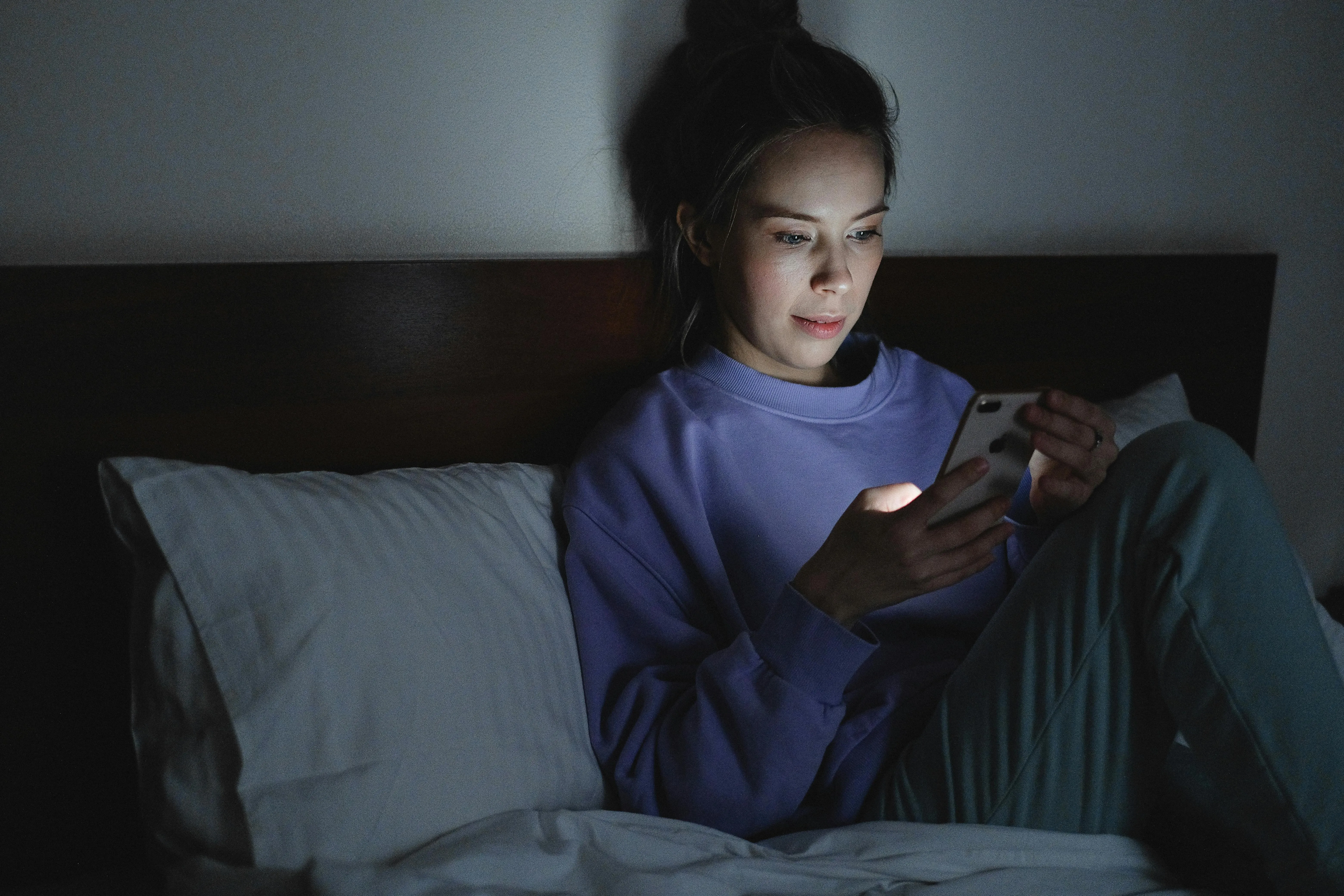 How Sleep Timing Shapes Collagen, Dark Circles and Skin Clarity