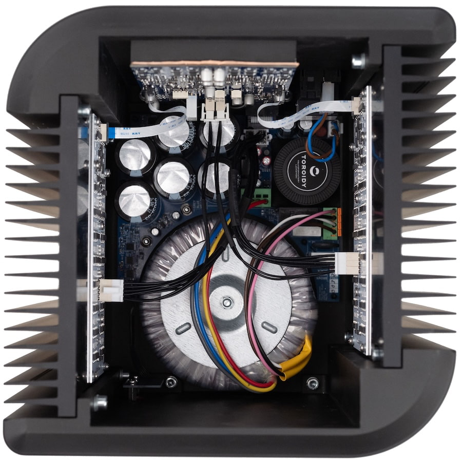 Five Premium Amplifiers Redefine Power and Design at Vienna’s Biggest Show