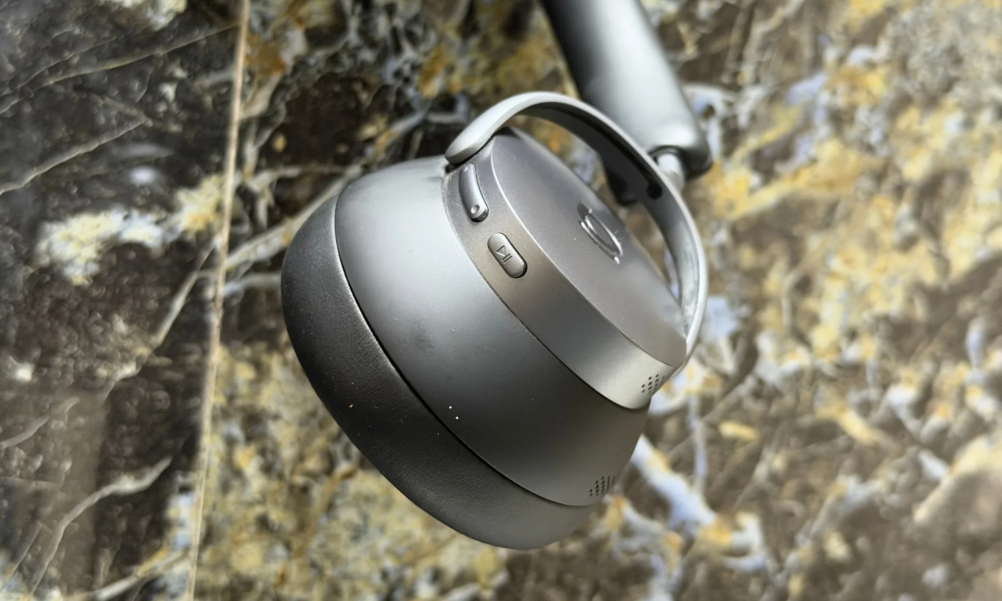 Budget ANC Earbuds Are Finally Catching Up to Premium Rivals