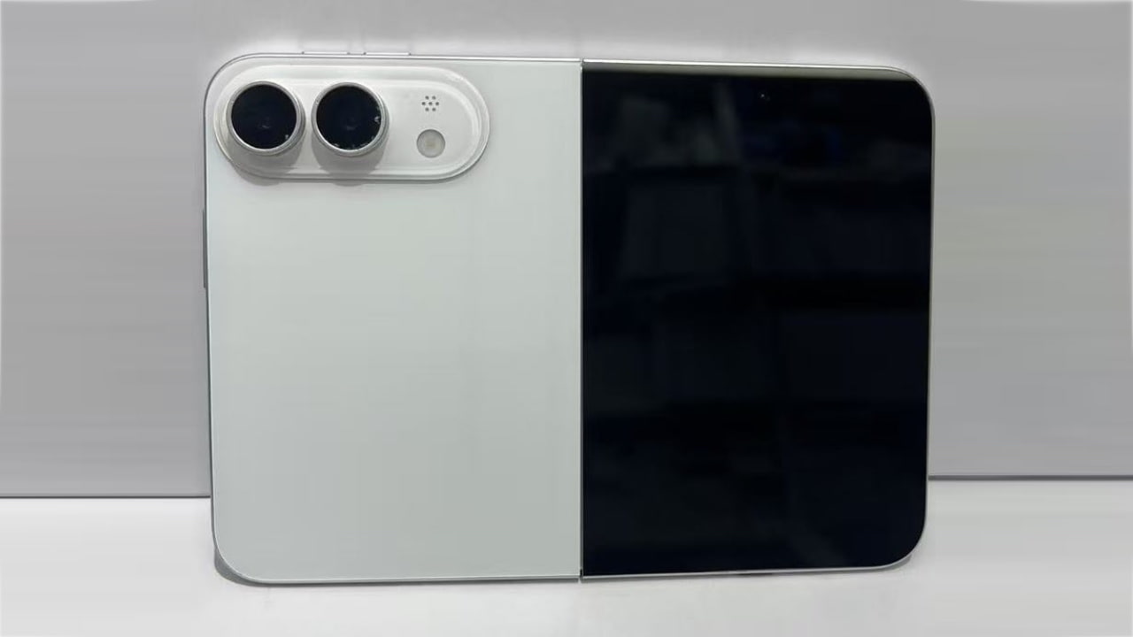 Why Apple’s First Foldable iPhone May Launch in White Only