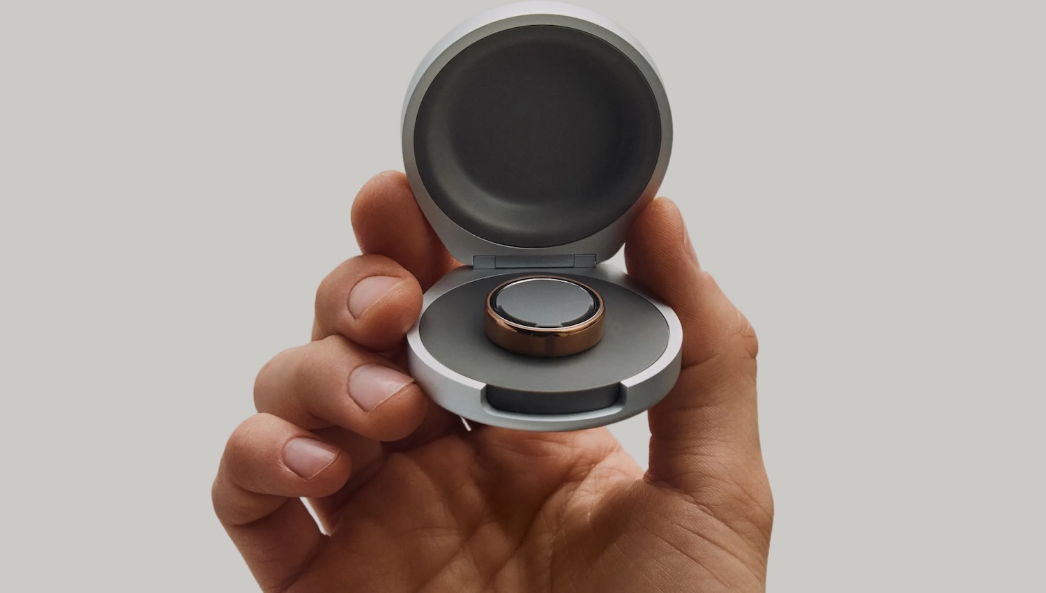 Oura Ring 5 Proves Smaller Doesn’t Mean Weaker