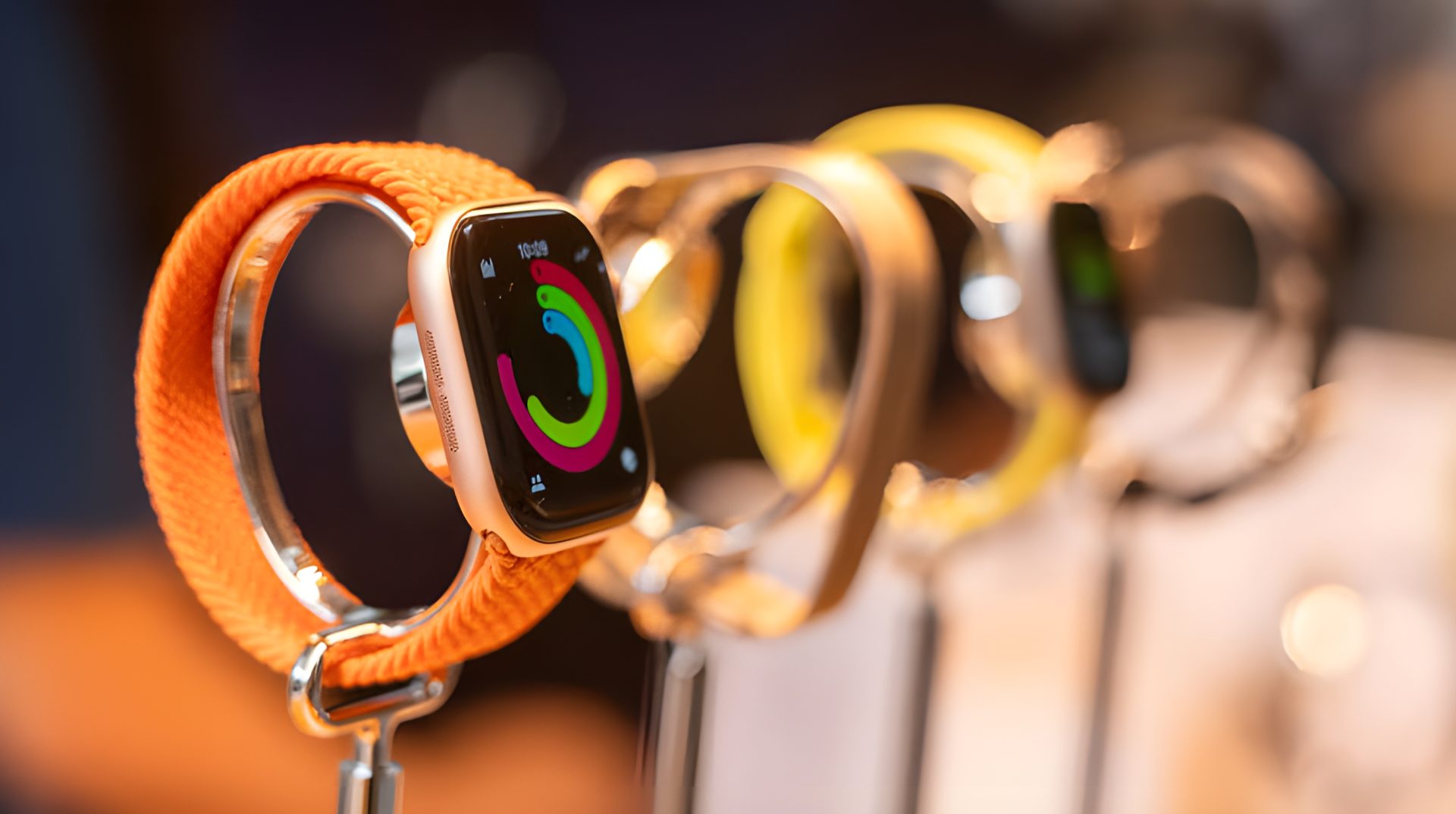 Apple’s Redesigned Siri Makes AI Useful on Your Wrist