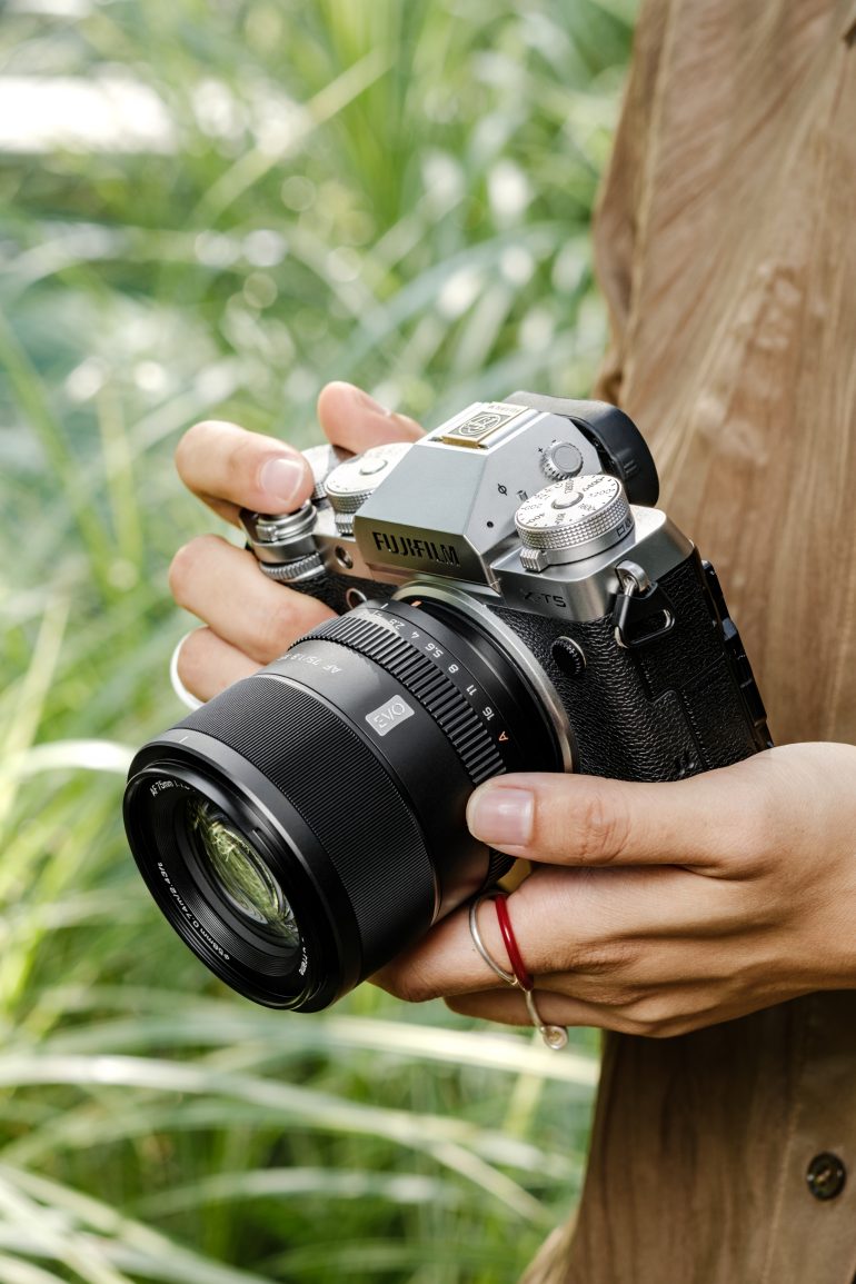 Viltrox’s 75mm and 90mm EVO Lenses Put Pro Portraits Within Reach