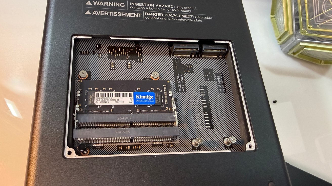 UGREEN NASync DXP GT Review: 10GbE NAS for Creators