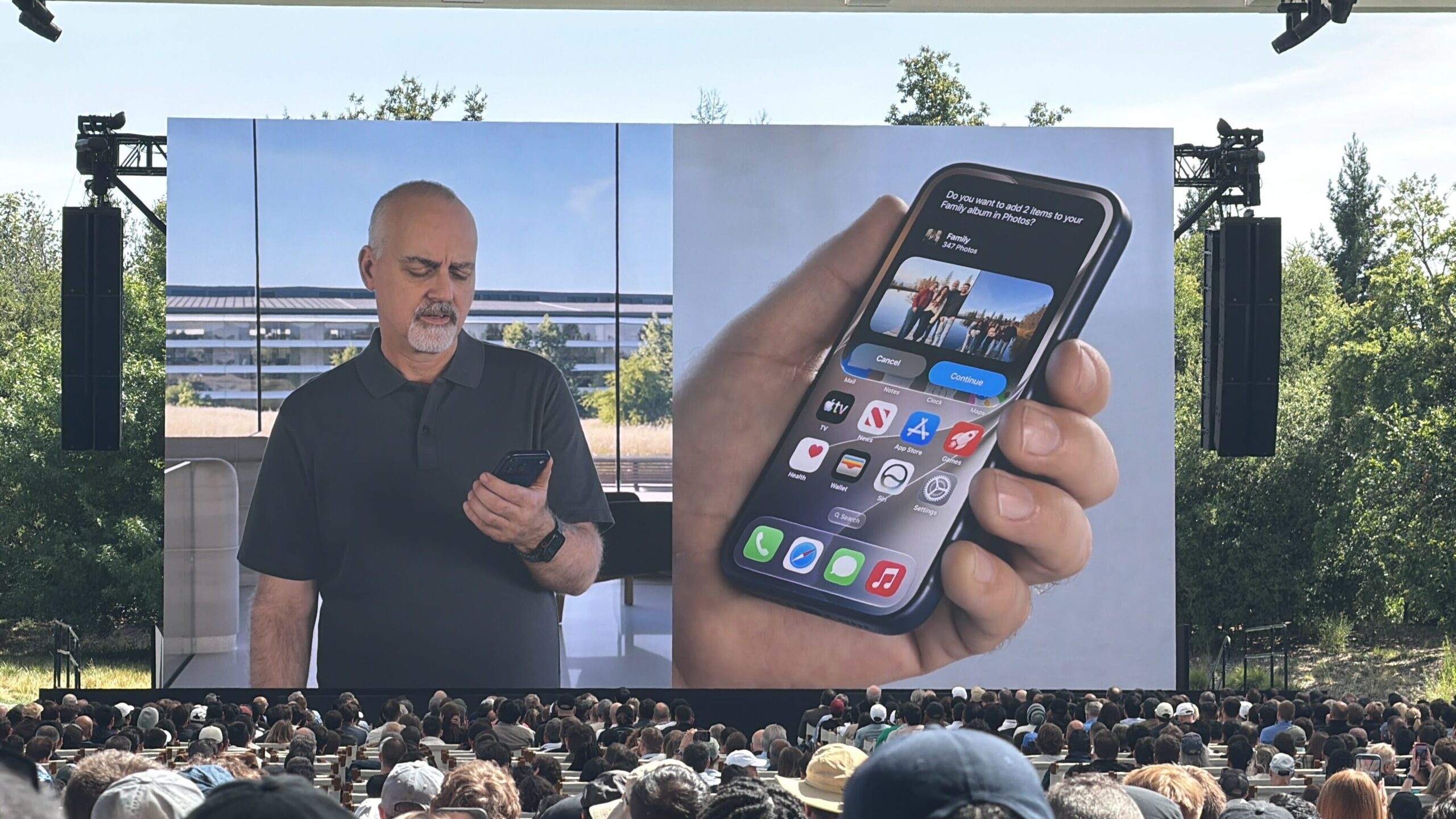 Apple Intelligence Gets Smarter Across Everyday Apps